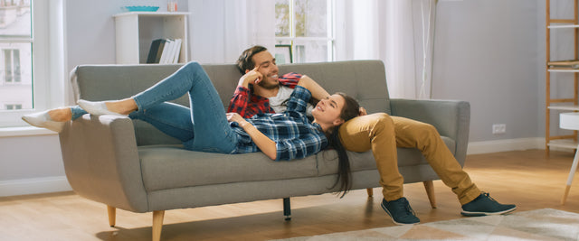 5 Ways to Design Your Living Room Based on Your Love Language